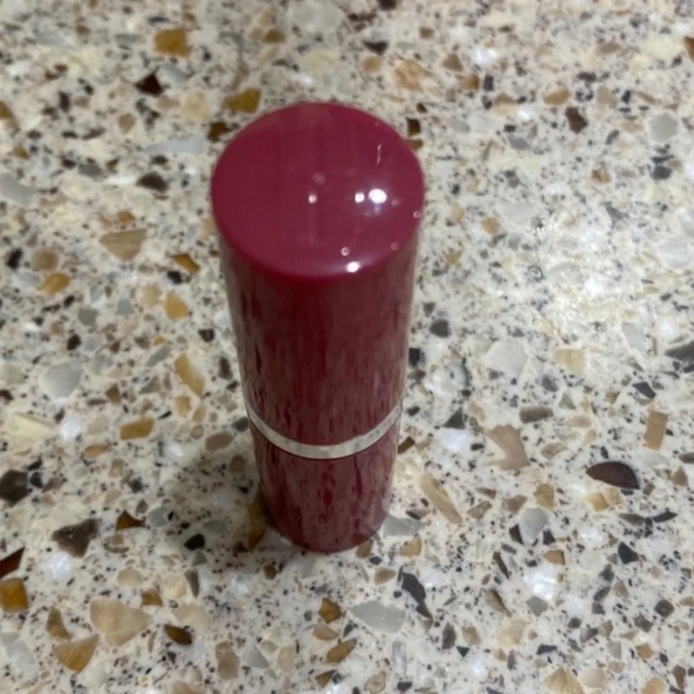 Clinique Pop Lip Colour + Primer Lipstick - 14 Plum Pop